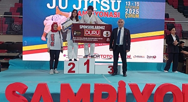 AYŞEGÜL AY’DAN TÜRKİYE ŞAMPİYONASI’NDA ÇİFTE ALTIN MADALYA