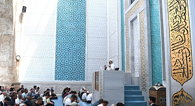 Diyanet İşleri Başkanı Erbaş, orman yangınlarına karşı yağmur duası yaptı