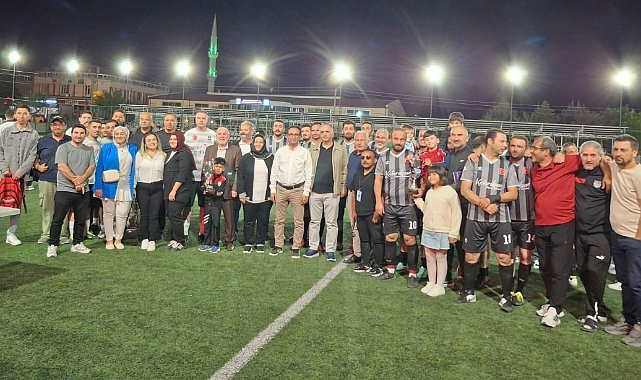 Karaman'da Futbolun Kazananı Dostluk Oldu, Şampiyonluk Kupası Millî Eğitimin Oldu