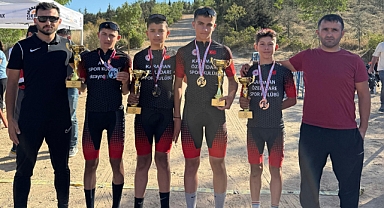 KARAMANLI PEDALLAR GEBZE’DEN MADALYALARLA DÖNDÜ