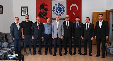 Vali Mehmet Fatih Çiçekli’den Türkiye Kamu-Sen Karaman İl Temsilciliğine Ziyaret