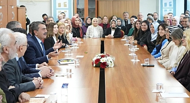 2025 Yılı Öğretmenlik Kariyer Basamakları Kılavuzu Yayımlandı