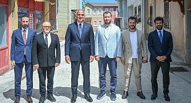 DÜNYANIN GÖZÜ TÜRK DİZİLERİNDE