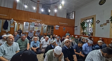 Karaman’da Sabah Namazı Buluşması Cömmen Camii’nde Yoğun Katılımla Gerçekleşti