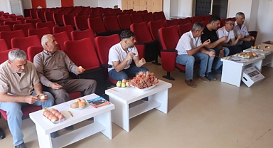 Karaman'da Yeni Elma Çeşitleri Tadım Testinde Değerlendirildi