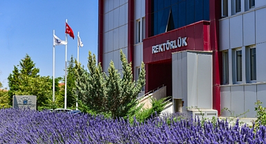 KMÜ’DEN BURS HAMLESİ: BAŞARILI ÖĞRENCİLER SANAYİ DESTEĞİYLE ÖDÜLLENDİRİLECEK