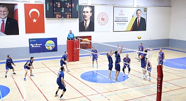 Kamu Spor Oyunlarında Çifte Şampiyon