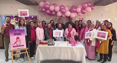 Karaman’da Meme Kanseri Farkındalığı İçin Anlamlı Puzzle Etkinliği