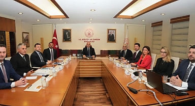 “Kültür ve Turizm Bakanlığı’nda 2027 Avrupa Oyunları Toplantısı Gerçekleştirildi”