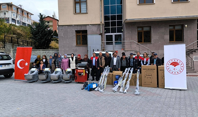Başyayla’da Hassas Gruplara Destek: Üreticilere Ekipman Teslim Töreni Düzenlendi
