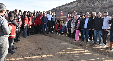 Karaman’da Öğretmenler Günü Hatıra Ormanı Oluşturuldu