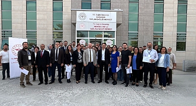 “Karaman’da Yenidoğan Canlandırma Programı Eğitimi: 25 Sağlık Çalışanına Sertifika Verildi”