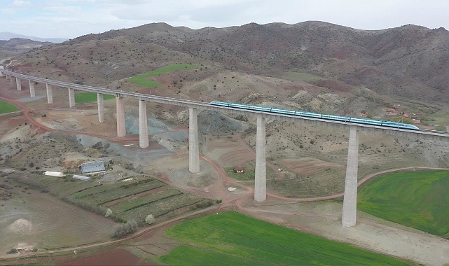 Öğretmenler 24–30 Kasım’da Tren Biletlerinde Yüzde 50 İndirimli Yolculuk Yapabilecek