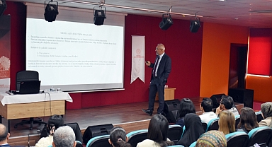 Prof. Dr. Ali Can, Karaman’da “Sosyal Medya ve Zihinsel Dönüşüm”ü Anlattı