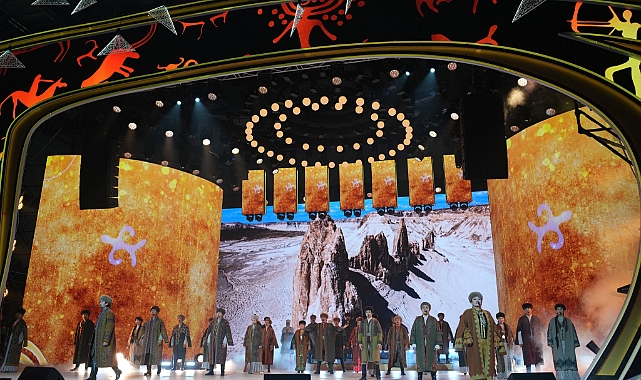 Türk Dünyası’nın Kalbi Aktau’da Attı: Kültür Başkenti Bayrağı Andican’a Devredildi