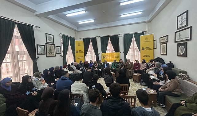 Aytmatov’un “Beyaz Gemi”si Anadolu Mektebi’nde Derinlemesine İncelendi