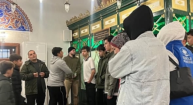 Gençlerden Mevlânâ Haftası’nda Anlamlı Ziyaret