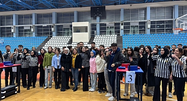 KMÜ’de “Bilek Güreşiyle Hemşire Ruhu Sahada” Etkinliği Gerçekleşti