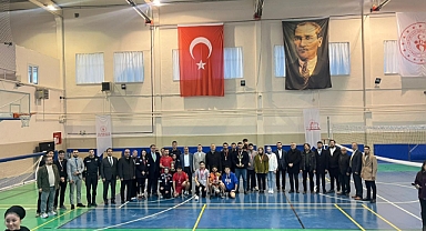 Öğrenciler Saha ve Dostlukta Yarıştı: Voleybol Turnuvası Tamamlandı
