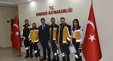 Ermenek'te Sağlık Çalışanlarına Başarı Belgesi