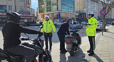 Karaman’da Bir Haftada Asayiş Operasyonu: 13 Aranan Şahıs Yakalandı