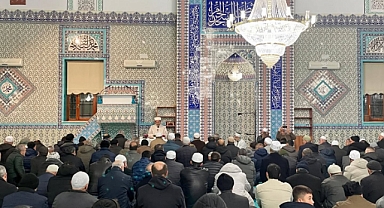 Karaman’da Yeni Yıl, Sabah Namazı Buluşmasıyla Karşılandı