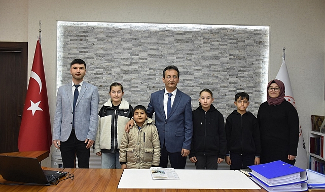 Genç Kalemlerden Büyük Başarı: “Lale Damlası” Okuyucuyla Buluştu