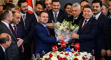 İçişleri ve Adalet Bakanlıklarında Devir Teslim Gerçekleştirildi