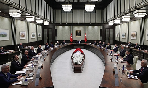 Kabinede Görev Değişimi: İçişleri ve Adalet Bakanlıklarına Yeni Atamalar