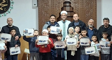 Karaman’da “Camiyi Seviyoruz, Namazda Buluşuyoruz” Projesi Kapsamında Öğrencilere Hediye Takdimi