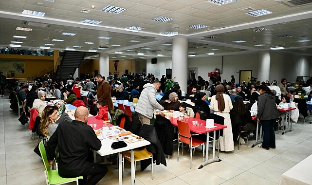 Uygulamalı Bilimler Fakültesi Öğrencilerle İftar Sofrasında Buluştu