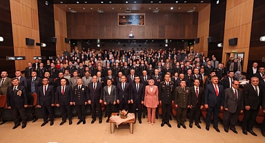 Çanakkale Zaferi'nin 111. Yılında Duygu Dolu Anma