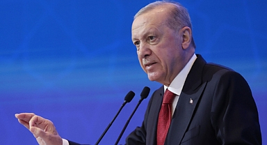 Erdoğan: “Çalışan Annelerin Doğum İzni 24 Haftaya, Babaların Babalık İzni 10 Güne Çıkacak”