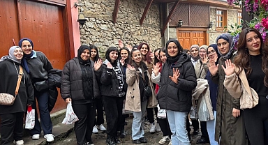 Gençler Uludağ’da Doğa ve Dostlukla Dolu Kamp Deneyimi Yaşadı