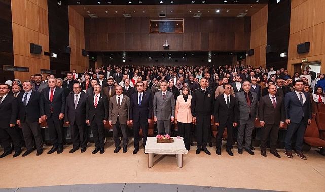 İstiklâl Marşı'nın Kabulünün 105. Yılında Mehmet Âkif Ersoy Karaman'da Anıldı