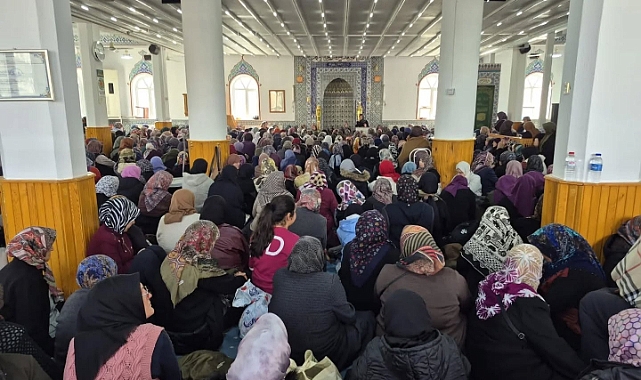 Karaman’da Hanımlara Yönelik Kadir Gecesi ve Hatim Dua Programı Düzenlendi