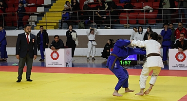 Karaman’da Yıldızlar Judo Türkiye Birinciliği Tamamlandı