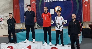 Karamanlı Sporcu Türkiye Dart Şampiyonası'nda İki Madalya Kazandı