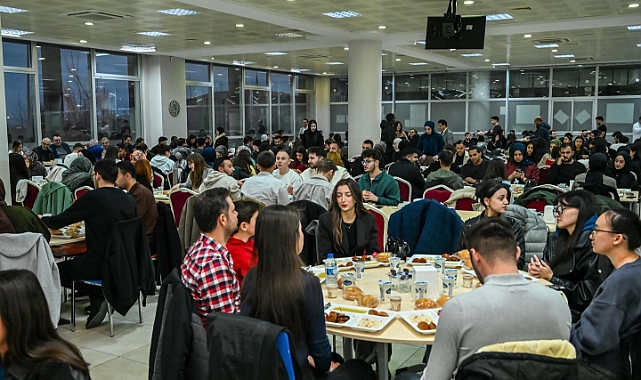 KMÜ’de Öğrenci Toplulukları İftar Sofrasında Buluştu