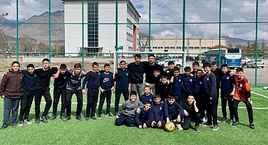 KMÜ Öğrencilerle Bilimi Keşfetti: “Bilim Bize Geliyor” Projesi Kılbasan’da