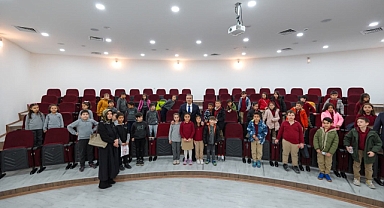 Öğrenciler Valilikte Devletin İşleyişini Yerinde İnceledi