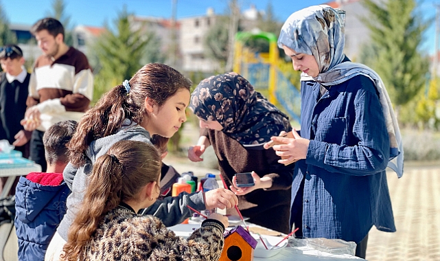 Genç Eğitimciler Bilimi Öğrencilerle Buluşturdu