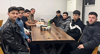 İHL Öğrencileri Sabah Namazında Buluştu