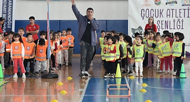 Karaman'da 23 Nisan Coşkusu: Minik Sporcular Sahada Şenlik Yaşadı