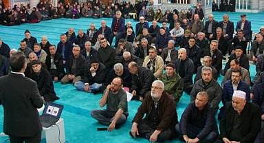 Karaman’da Hacı Adaylarına Kapsamlı Eğitim