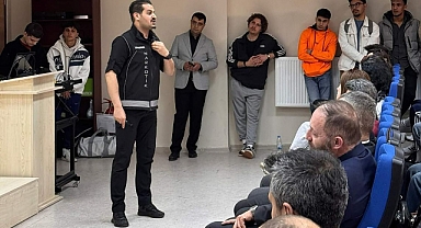 Karaman'da Narkorehber Projesi Kapsamında Üniversitede Uyuşturucuyla Mücadele Eğitimi