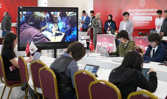 Karaman, GençTek 2. Ankara Zirvesi’nde Plaketle Ödüllendirildi