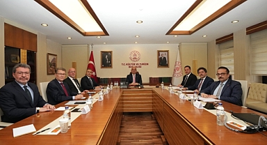 Karaman Heyeti, Kültür ve Turizm Bakanı Ersoy’u Ziyaret Etti