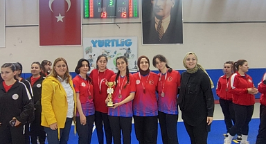Karaman, YURTLİG Badminton Bölge Müsabakalarına Ev Sahipliği Yaptı