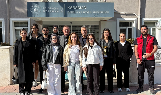 Karaman YURTLİG Kız Voleybol Takımı Bölge Üçüncüsü Oldu